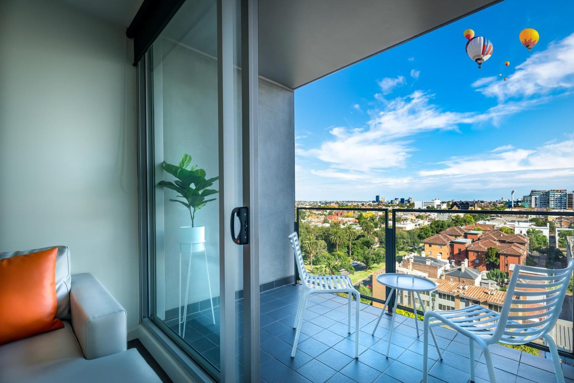 Adele Apartment Hotel East Мельбурн Екстер'єр фото